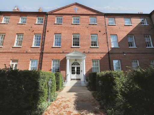 Similar property image