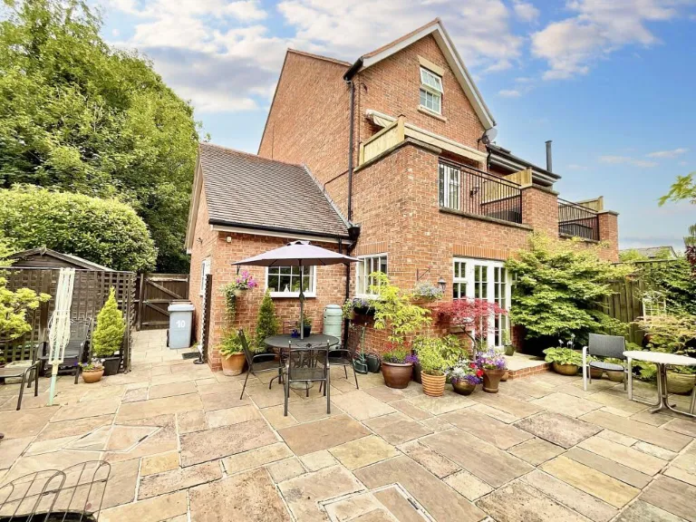 property Compatible Images}
