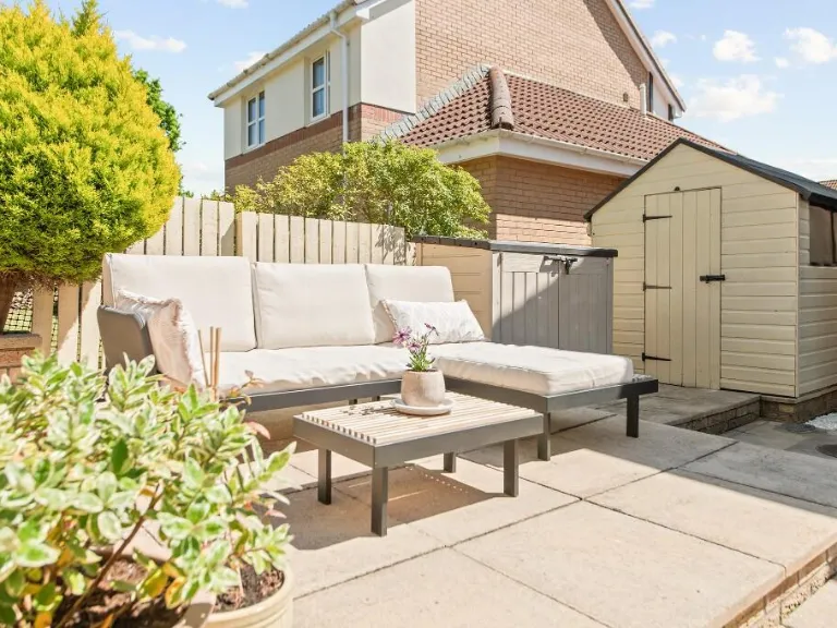 property Compatible Images}
