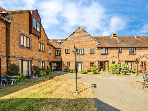 Similar property image