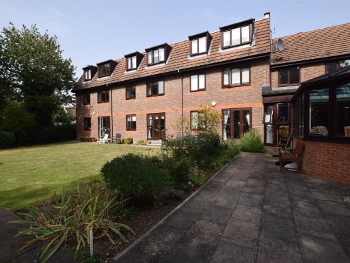 Similar property image