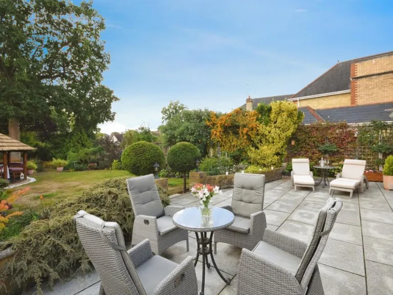 property Compatible Images}