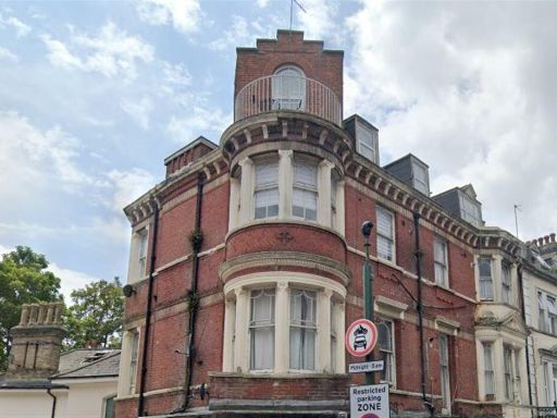 Similar property image