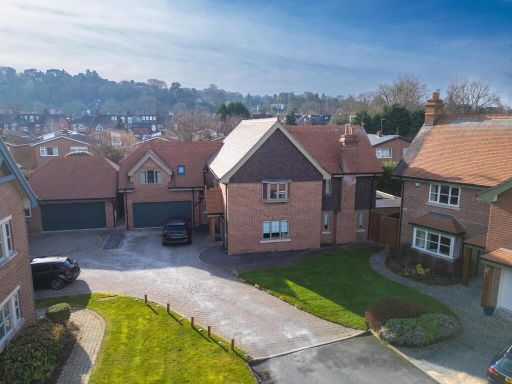 Similar property image