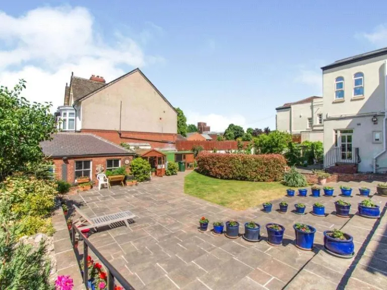 property Compatible Images}