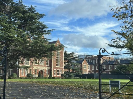 Similar property image