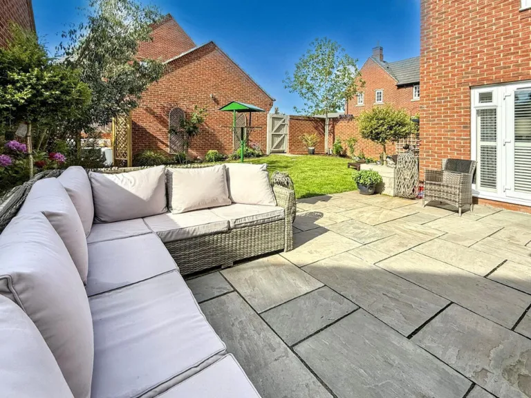 property Compatible Images}