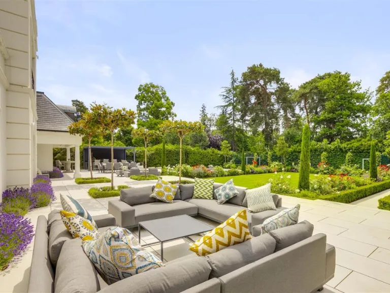 property Compatible Images}