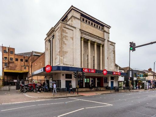 Similar property image