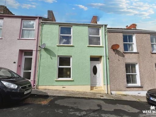 Similar property image