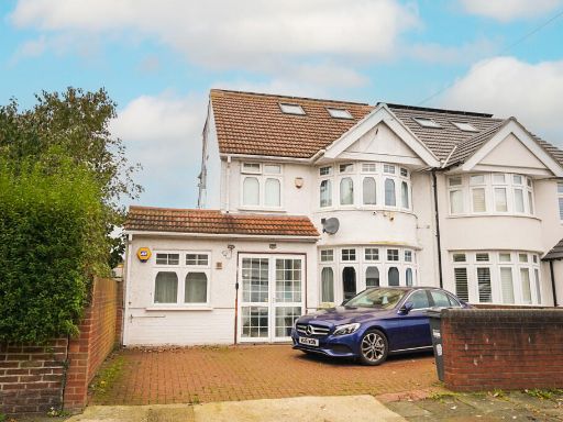 Similar property image