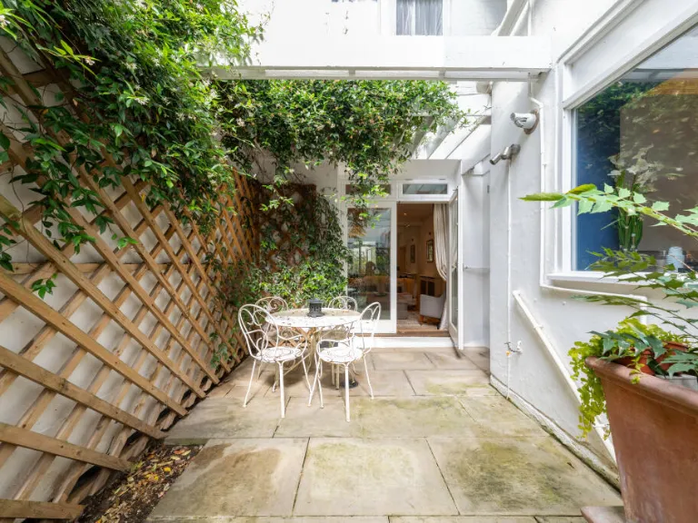 property Compatible Images}