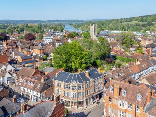 Similar property image