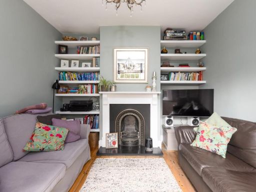 Similar property image