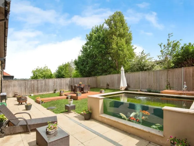 property Compatible Images}