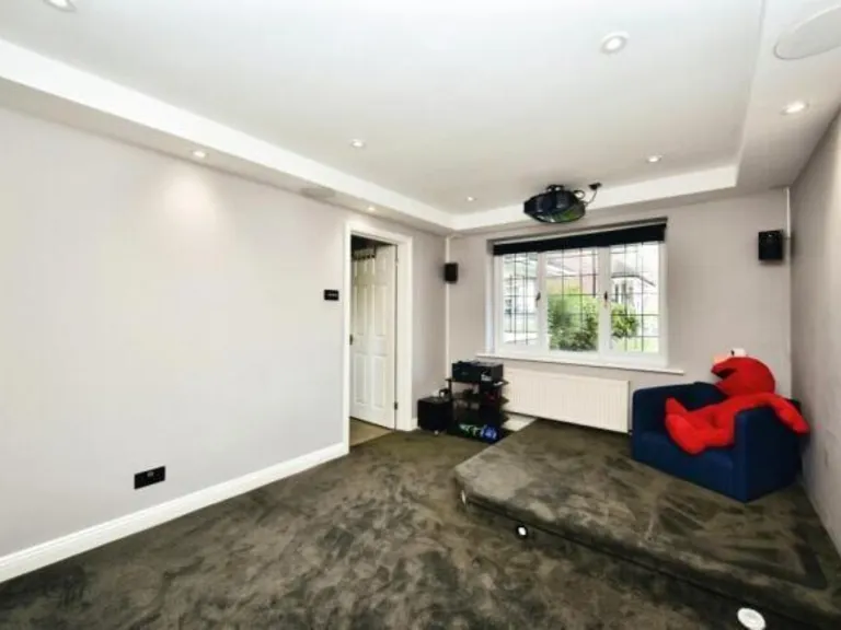 property Compatible Images}