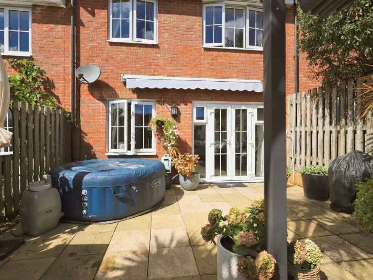 property Compatible Images}