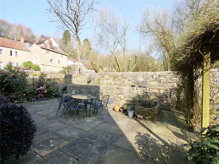 property Compatible Images}