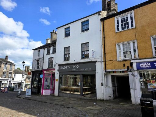 Similar property image