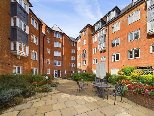 Similar property image