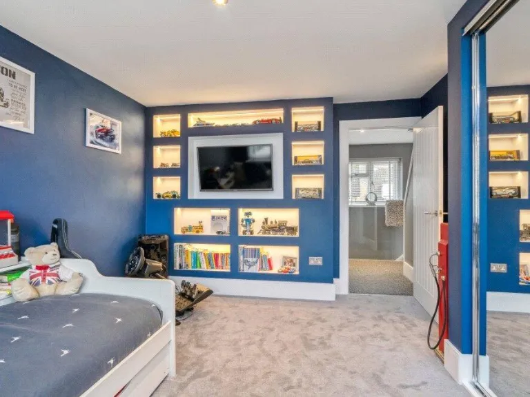 property Compatible Images}