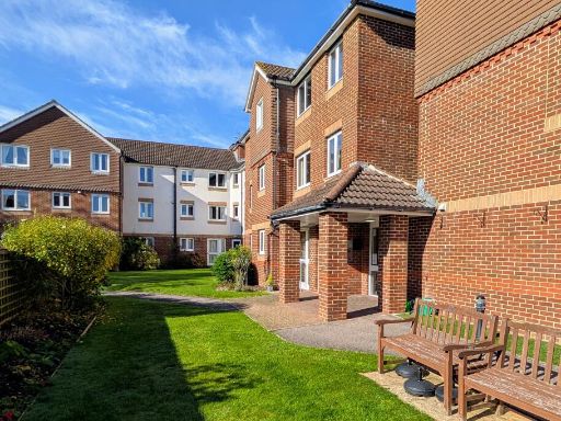 Similar property image