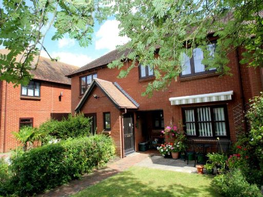 Similar property image