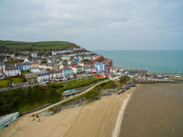 property Compatible Images}