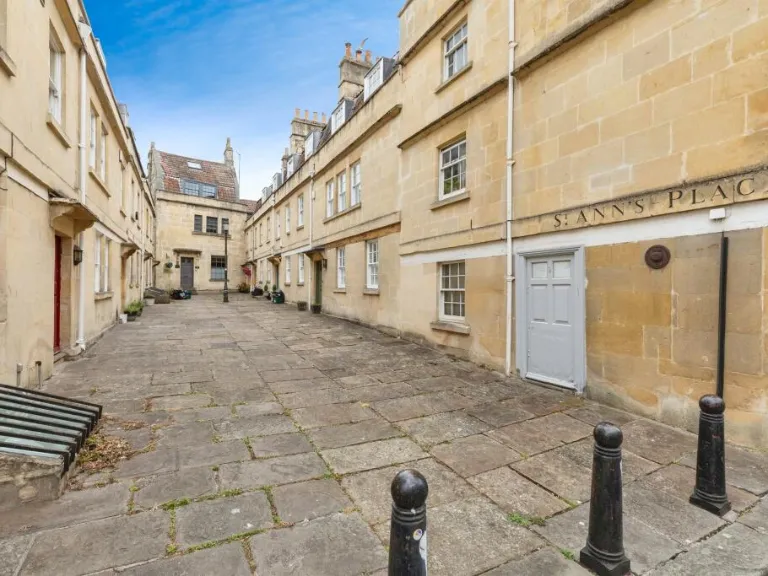 property Compatible Images}