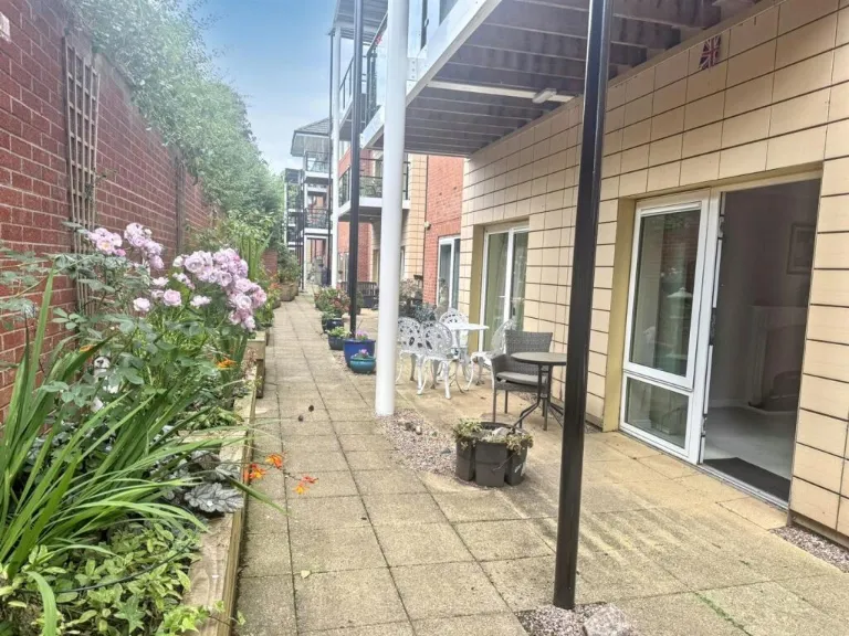 property Compatible Images}