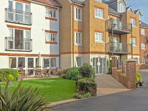 Similar property image