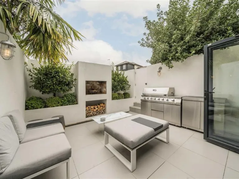 property Compatible Images}