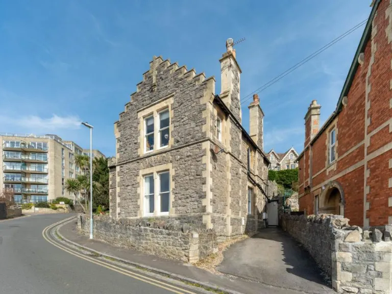 property Compatible Images}