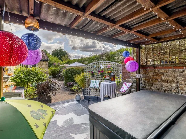 property Compatible Images}