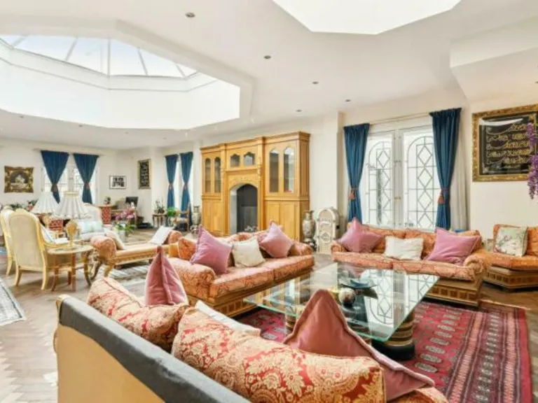 property Compatible Images}