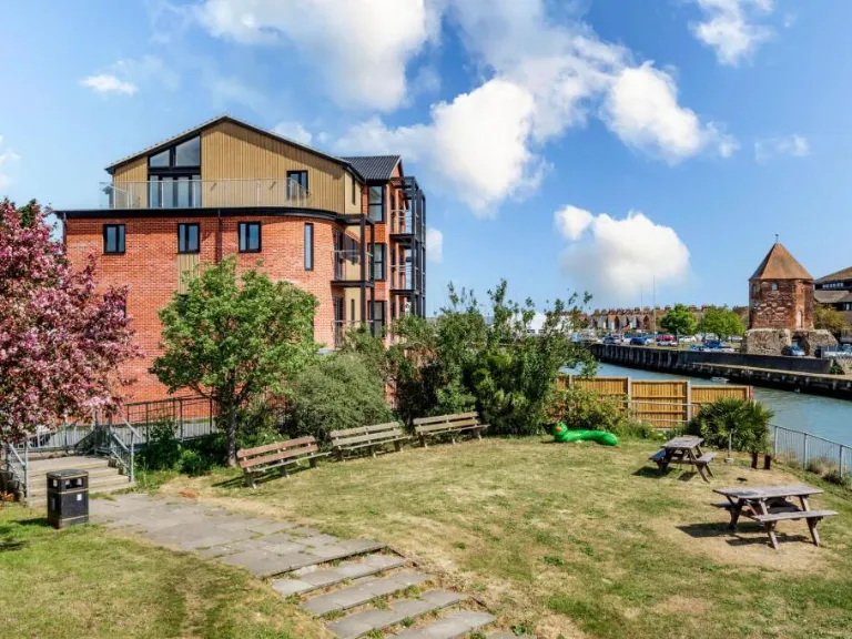 property Compatible Images}