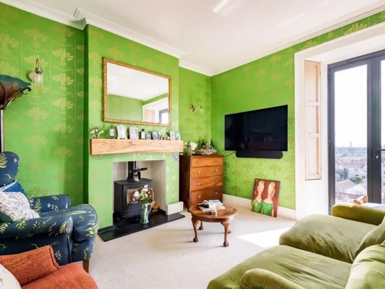 property Compatible Images}
