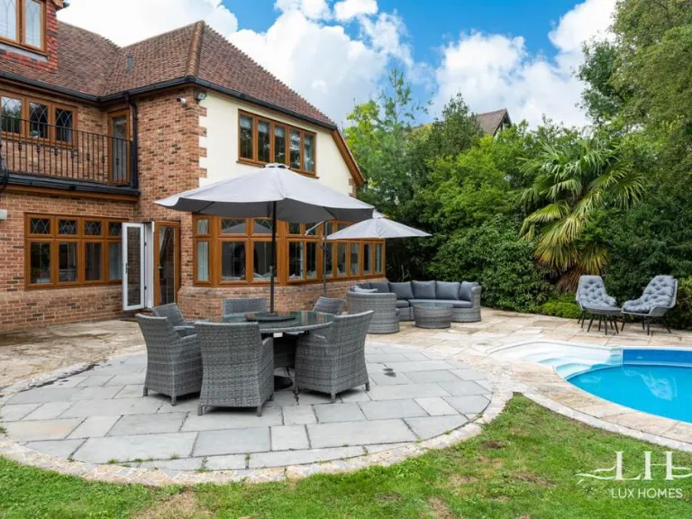 property Compatible Images}