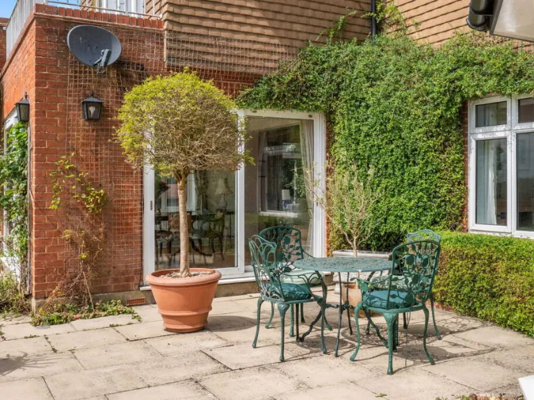 property Compatible Images}