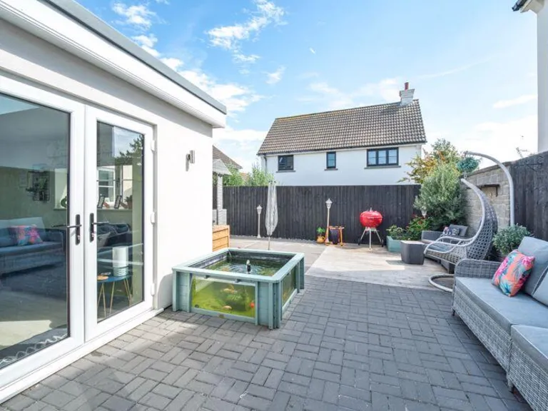 property Compatible Images}