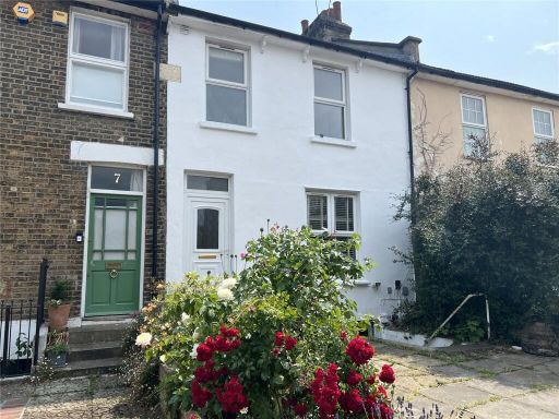 Similar property image