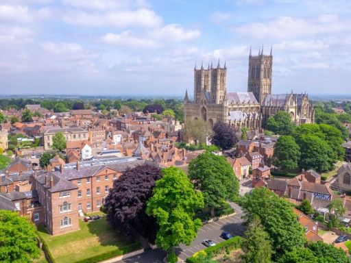 Similar property image