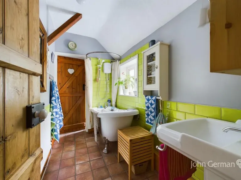 property Compatible Images}