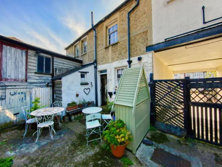 property Compatible Images}