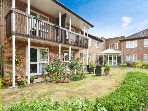 Similar property image