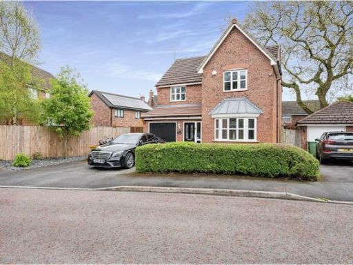 Similar property image