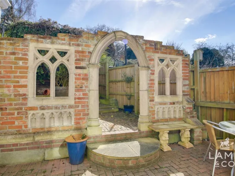 property Compatible Images}