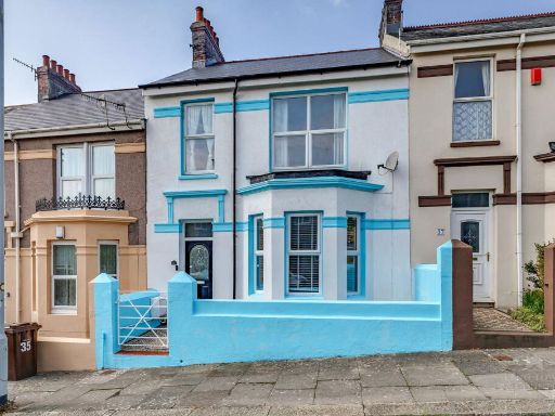Similar property image