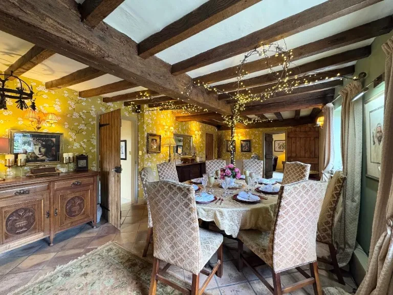 property Compatible Images}