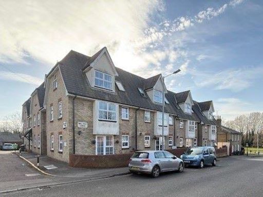 Similar property image